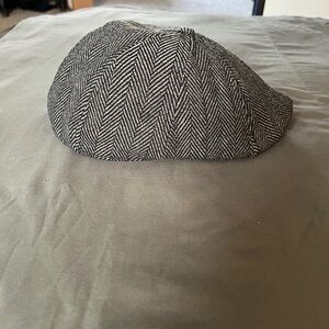 Stylish Black and Gray Herringbone Flat Cap